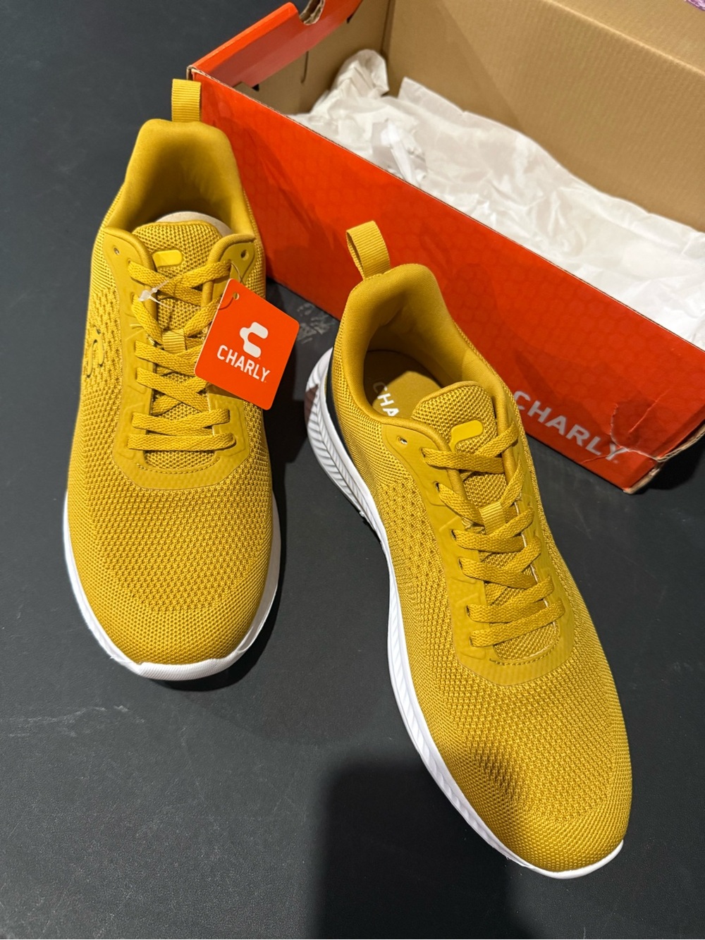 Charly Men’s Mustard Yellow Knit Athletic Sneakers